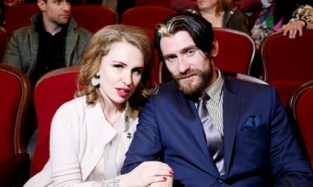 Валерия Гай Германика не будет разводиться с мужем из-за сплетен его бывшей